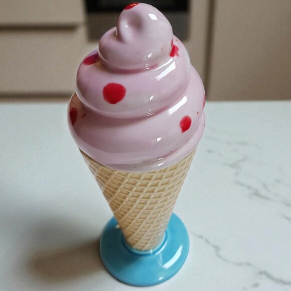 Vintage Japanese Ceramic Ice Cream Cone Trinket Dish – Mid-Century Kitsch - Picture 3 of 9